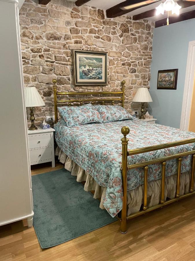 Studio Apartment Sweet Dreams ロヴィニ エクステリア 写真